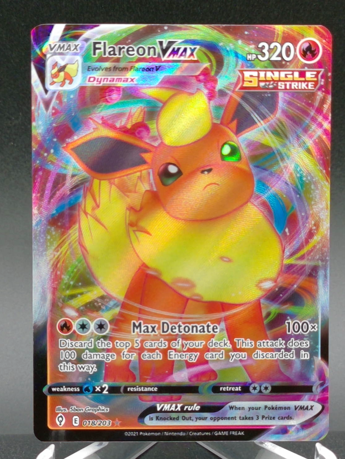 Flareon VMAX #18 — front